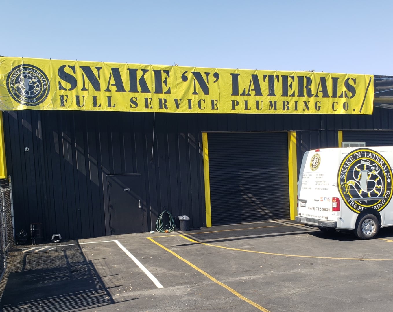Snake N Laterals logo